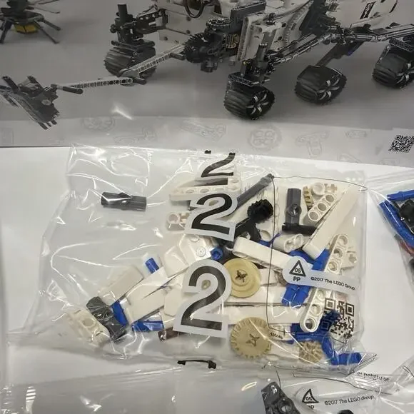 LEGO TECHNIC: NASA Mars Rover Perseverance (42158) Open Box Sealed Bags Complete - Picture 7 of 14